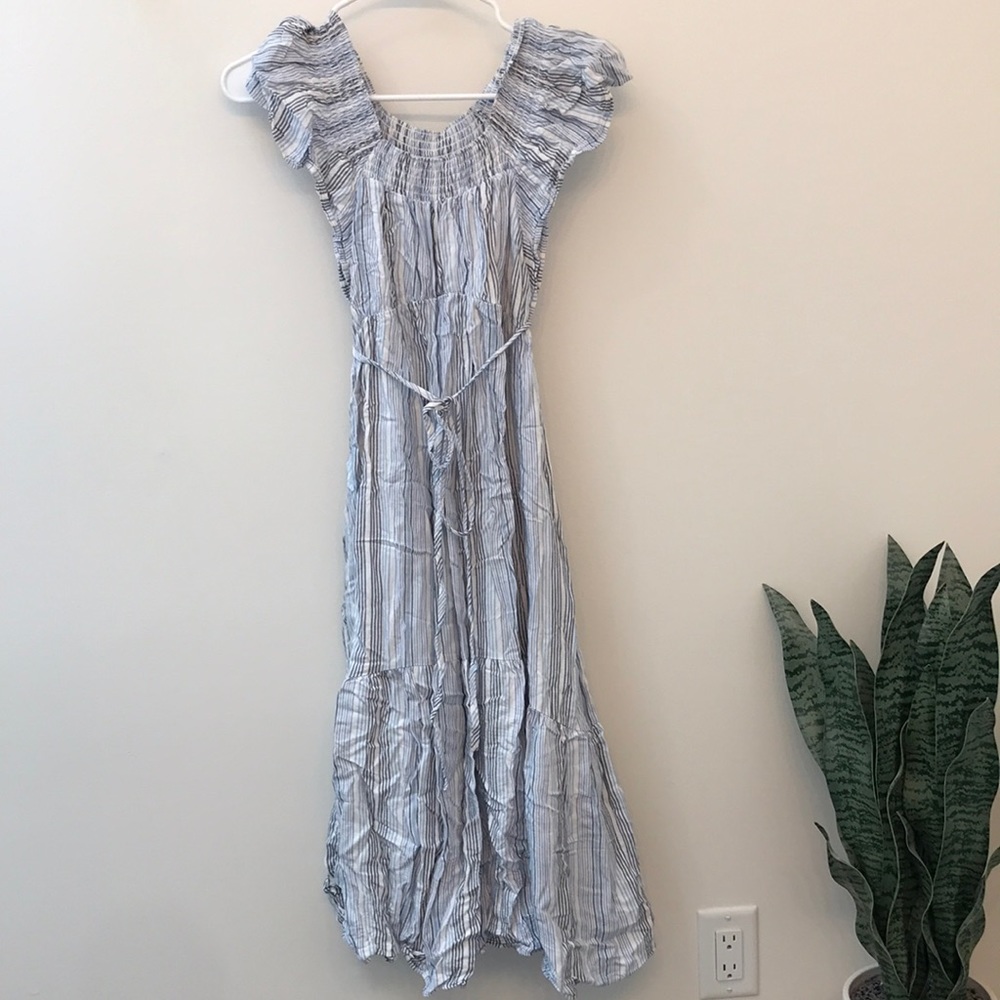 Ingrid & Isabel, Maternity Flutter Slv Midi Dress… - image 5